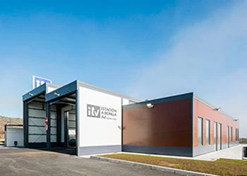 Nave para ITV en Santiago de Compostela