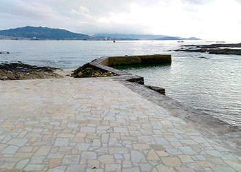 Restauración del muelle de A Congorza en Cangas